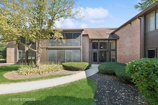 720 Saint Andrews Ln Unit 39, Crystal Lake, IL 60014