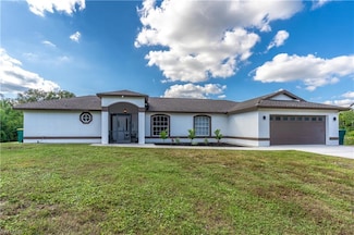 441 22nd St NE, Naples, FL 34120