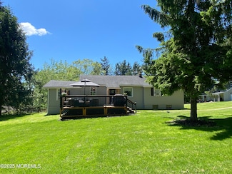 104 Dreahook Rd, Lebanon, NJ 08833