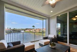 16 Franklin Ct S Unit B, Saint Petersburg, FL 33711