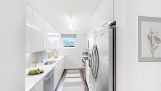250 W 93rd St Unit 16-C, New York, NY 10025