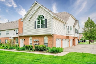 760 Olde English Cir, Howell, MI 48855