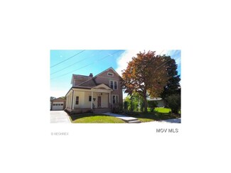 107 W 4 1/2 St, Williamstown, WV 26187