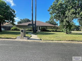5100 El Jardin Cir, Harlingen, TX 78552