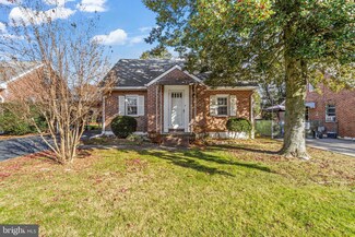 225 Maxwell Dr, Trenton, NJ 08610