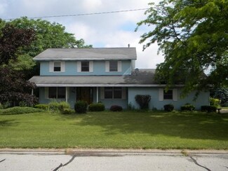 504 Lake John Cir, Winona Lake, IN 46590