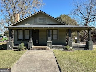 1108 College St, Eastman, GA 31023