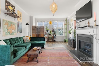 405 W 7th St Unit 417, Charlotte, NC 28202