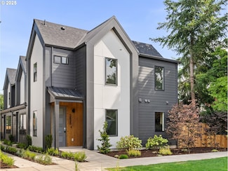 3839 N Willis Blvd Unit 2, Portland, OR 97217