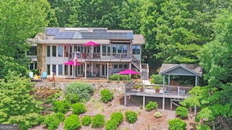 212 Windjammer Dr, Hiawassee, GA 30546