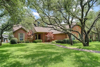 8808 Royal Harbor Ct, Fort Worth, TX 76179