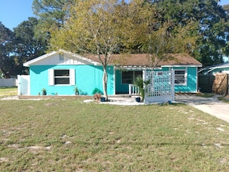 323 Mira Vista Dr, Dunedin, FL 34698