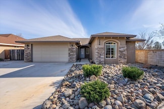 3498 Hotlam Rd, Redding, CA 96002