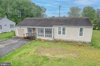 85 Woodland Ave, Ocean View, DE 19970