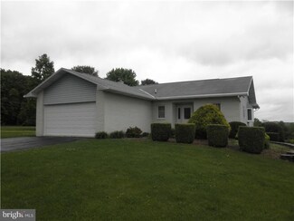 471 Orchard Rd, Fleetwood, PA 19522
