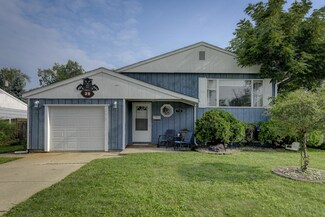 720 Darcy Ln, Griffith, IN 46319