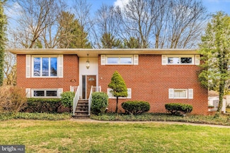 21 Bittersweet Dr, Hagerstown, MD 21740