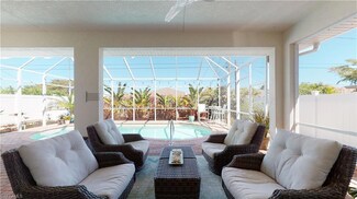 635 100th Ave N, Naples, FL 34108