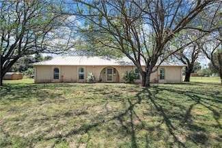 4506 Old Marlin Rd, Waco, TX 76705