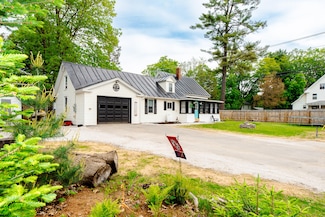 154 Greenwood Ave, Farmington, ME 04938