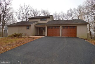 13 Shade Rd, Oley, PA 19547