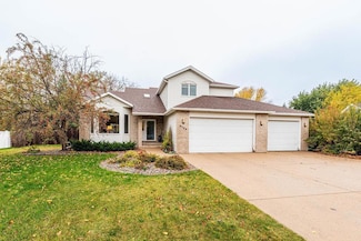 3126 371 2 Ave SW, Fargo, ND 58104