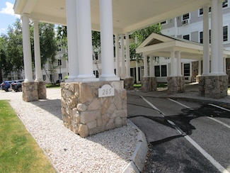 265 Edward J Roy Dr Unit 101, Manchester, NH 03104