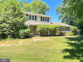 284 Pond Dr, Hockessin, DE 19707