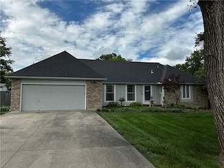 1902 Snowdrop Cir, Liberty, MO 64068