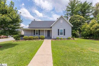 2 Allen St, Greenville, SC 29605