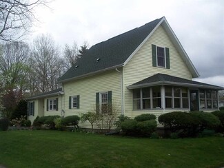 507 N Sycamore St, North Manchester, IN 46962