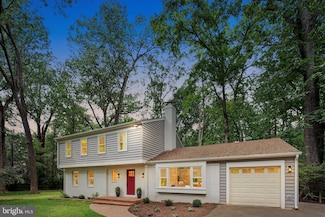 2402 Beekay Ct, Vienna, VA 22181