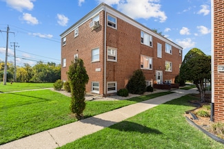 2330 S 17th Ave, North Riverside, IL 60546