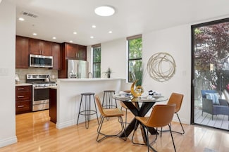 264 W California Ave Unit A, Sunnyvale, CA 94086