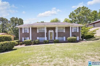 200 Englewood Dr, Fairfield, AL 35064
