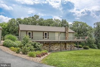 444 S Ridge Rd, Mifflintown, PA 17059