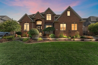 1127 Stonebridge Dr, Schererville, IN 46375