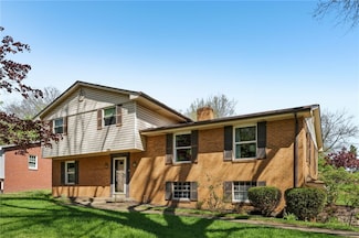 116 Thornberry Dr, Pittsburgh, PA 15235
