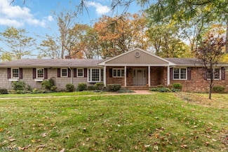 50 Round Top Rd, Warren, NJ 07059