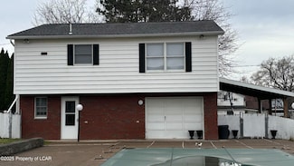 228 Packer St, Avoca, PA 18641