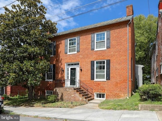 103 N Church St, Berryville, VA 22611