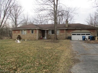 1568 Lakeland Ave, Akron, OH 44320
