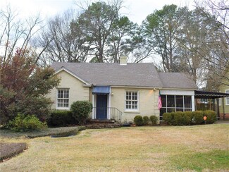 3372 Montezuma Rd, Montgomery, AL 36106