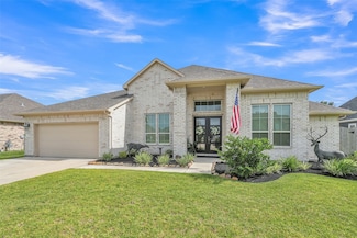 1541 N Blue Bonnet Ln, Angleton, TX 77515