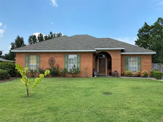 600 River Ridge St, Wetumpka, AL 36092