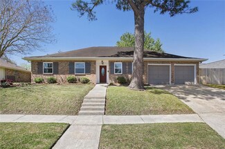 804 Glencove Ln, Gretna, LA 70056