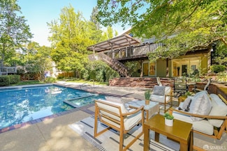 901 Carol Ln, Lafayette, CA 94549