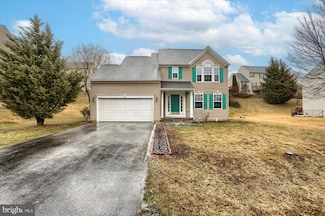 1021 Alandale Dr, Chambersburg, PA 17202