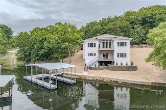 80 Ledgestone Estates Ct, Sunrise Beach, MO 65079