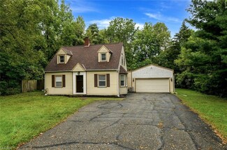 5924 Horning Rd, Kent, OH 44240